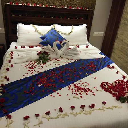 מונאר Gurubhavan Inn מראה חיצוני תמונה